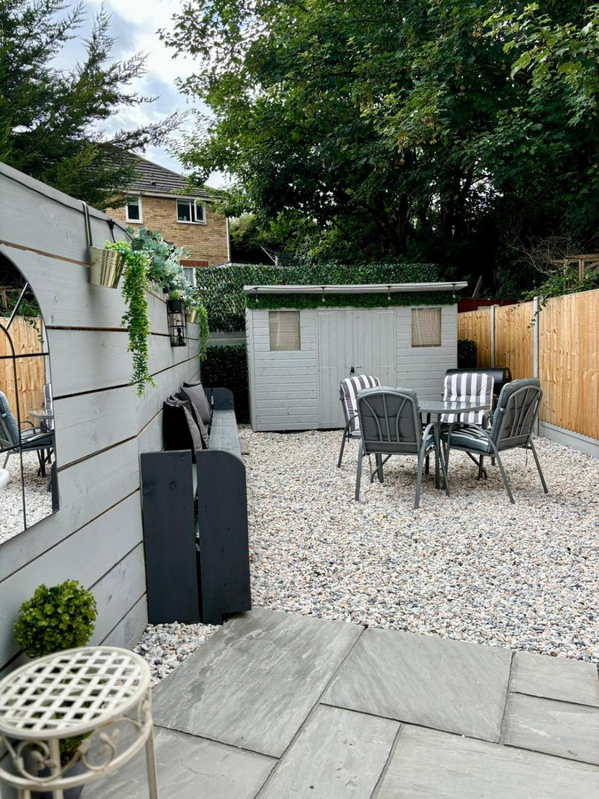 Stylish And Chic Seaside Apartment Southend-on-Sea Exterior photo